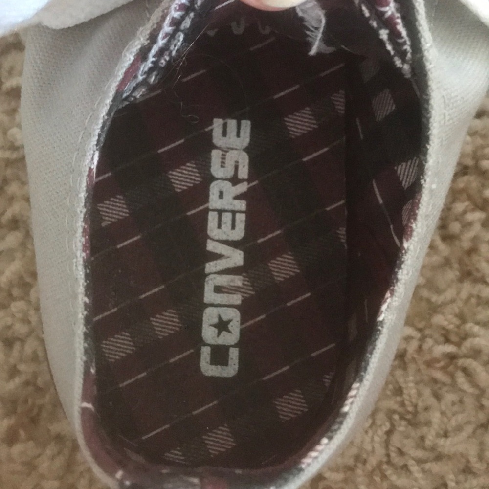 Converse - Picture 4 of 4